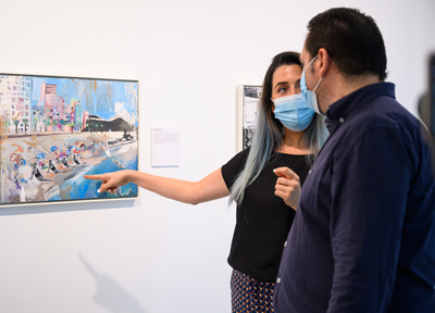 Noticia de Almería 24h: Elvira Martos abre un diálogo entre el pasado de la Guerra Civil y la actualidad en la exposición Azules y Rojos