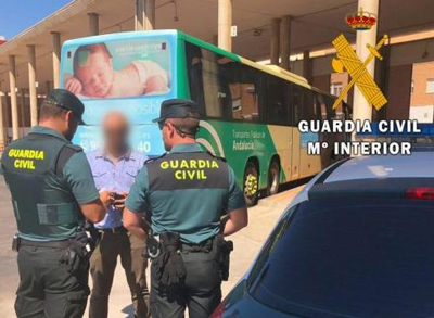 Noticia de Almería 24h: Detenido cuando intentaba abandonar Roquetas en autobús tras cometer dos robos