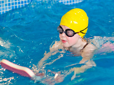 Adra prepara el inicio de los cursos de natación con grupos reducidos y todas las medidas de seguridad