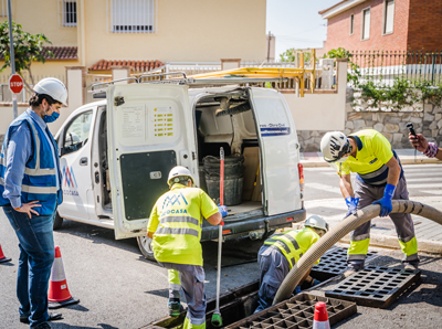 Noticia de Almera 24h: Limpieza preventiva de los cerca de 5.000 imbornales de Roquetas de Mar ante la llegada de la poca de lluvias