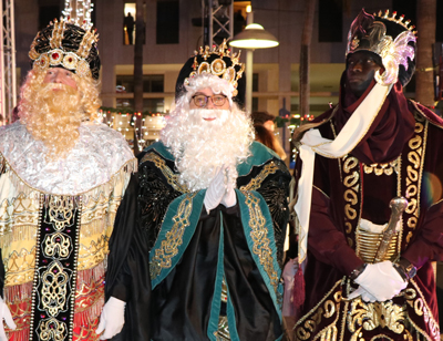 Noticia de Almera 24h: Buscan a 12 personas que ayuden a los Reyes Magos a llevar a cabo la campaa Tu cita real