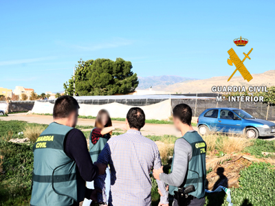 Noticia de Almería 24h: Detenido en Vícar el ladrón que robaba en el interior de vehiculos que acumula 26 delitos