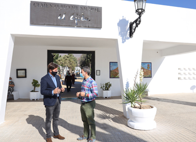 Los cementerios de El Ejido ya estn preparados para recibir a los familiares de los difuntos bajo estrictas medidas de seguridad de la salud frente al COVID-19