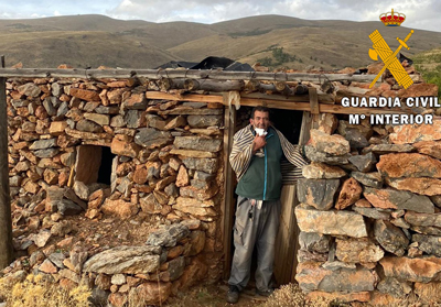 Noticia de Almera 24h: Rescatan en la sierra de Gdor a un hombre perdido con graves sntomas de hipotermia, deshidratado y desorientado