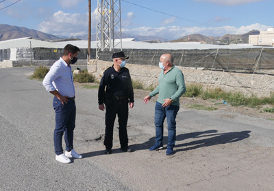 Noticia de Almería 24h: Adra reitera la obligación de gestionar adecuadamente los residuos agrícolas