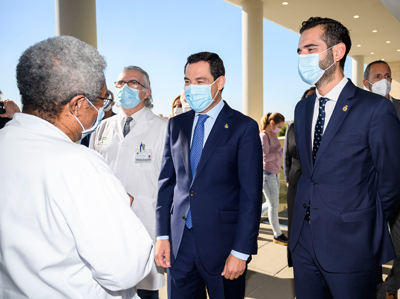 Noticia de Almera 24h: El alcalde asiste a la inauguracin del Hospital Materno Infantil Torrecrdenas