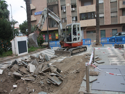 El Ayuntamiento de Roquetas de Mar inicia las obras de remodelación del Paseo de Los Baños