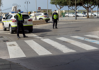 Noticia de Almería 24h: La Policía Local de Adra inicia una campaña de control de alcoholemia y drogas