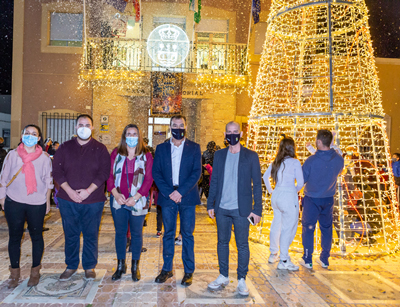 Rioja da la bienvenida a la Navidad con el encendido y apertura del Beln Municipal 