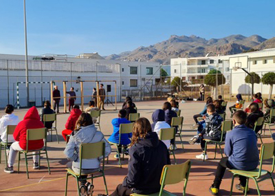Noticia de Almera 24h: El ayuntamiento de Mojcar organiza actividades culturales para los alumnos del instituto y del colegio pblico