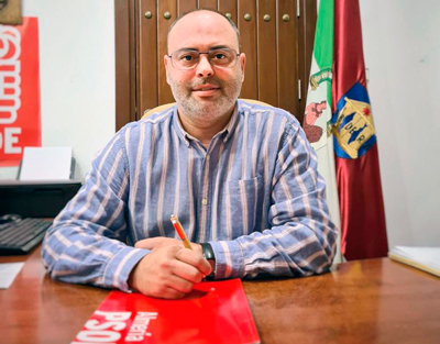 Noticia de Almería 24h: El PSOE propone que el Ayuntamiento utilice sus redes sociales para informar sobre las ofertas de empleo locales
