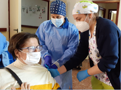 Noticia de Almería 24h: La Residencia de Mayores de Adra recibe las primeras vacunas contra la COVID-19