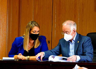 Noticia de Almería 24h: El Ayuntamiento lleva a comisión el pliego para el servicio de conservación de espacios verdes y arbolado 