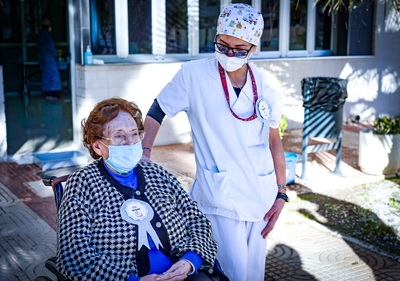 Noticia de Almera 24h: La residencia Virgen del Rosario, inmunizada al 99% tras recibir hoy la segunda dosis de la vacuna 