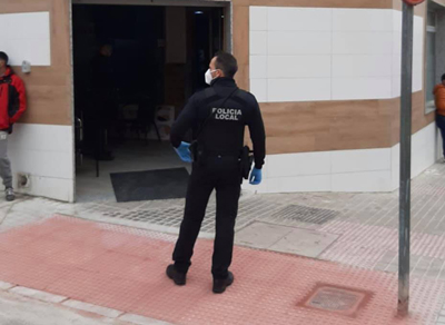 COVID-19. La Policía Local interpone durante el fin de semana cerca de una veintena de denuncias por incumplimiento de las restricciones y medidas sanitarias 