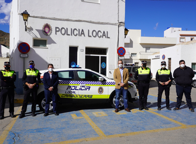 Noticia de Almería 24h: La Policía Local de Carboneras estrena vehículo para patrullar dentro de un plan de renovación de su flota