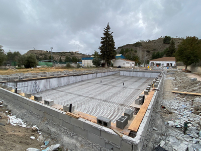 Noticia de Almera 24h: El Ayuntamiento de	Sern trabaja en la mejora y acondicionamiento de la piscina municipal