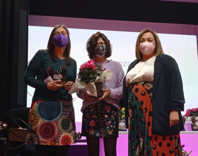 Noticia de Almera 24h: El Ayuntamiento de Hurcal de Almera premia a doce mujeres del municipio en una emotiva Gala de la Mujer