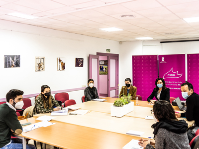 Noticia de Almería 24h: El Centro Municipal de la Mujer y ERACIS unen esfuerzos y trabajarán de forma coordinada en materia de igualdad 