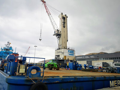 Ronco mejora la operativa de carga y descarga del Puerto de Almera con una nueva gra