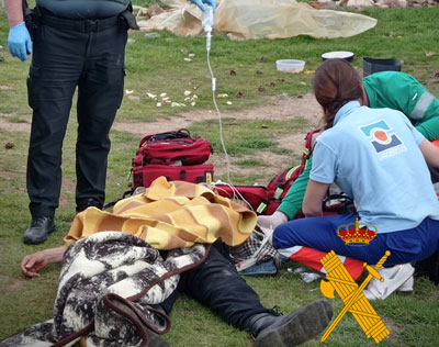 Noticia de Almería 24h: Un hombre de 68 años se desploma en un lugar de difícil acceso y es auxiliado por la Guardia Civil tras el aviso de un pastor