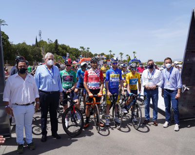 Noticia de Almería 24h: ‘Costa de Almería’ deslumbra a Europa con la etapa final de La Vuelta Ciclista a Andalucía ‘Ruta del Sol’