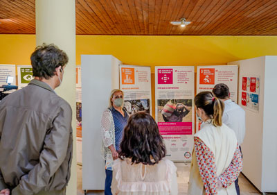 Noticia de Almería 24h: El Castillo de Santa Ana acoge la exposición “La Ruta de los Objetivos de Desarrollo Sostenible” de la ONG “Ayudemos a un niño”
