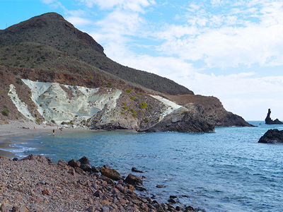 Fallecen dos baistas en una cala del Parque Natural de Cabo de Gata