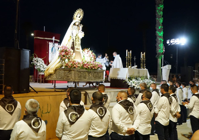 Noticia de Almería 24h: Adra honra a la Virgen del Carmen en el día de su onomástica con una misa y un castillo de fuegos artificiales