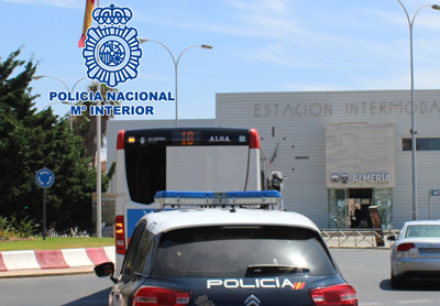 Noticia de Almería 24h: La Policía Nacional encuentra en Almería a dos personas vulnerables cuya desaparición había sido denunciada