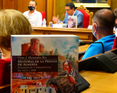 Noticia de Almería 24h: Diputación acoge la presentación de un libro sobre la historia de la prensa en Almería de Víctor Hernández Bru