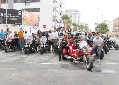 Adra dedica a la aficin motera su nueva rotonda en Avenida del Mediterrneo