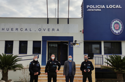 Noticia de Almería 24h: La Policía Local de Huércal-Overa localiza y rescata con vida a una anciana con problemas de Alzheimer 