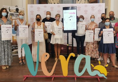 Noticia de Almera 24h: Vera presenta el desfile “Vera es moda” para dinamizar las compras en el comercio local de cara a la Feria