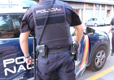 Noticia de Almería 24h: La Policía Nacional desarticula una organización criminal dedicada a la falsificación de tarjetas de solicitantes de asilo