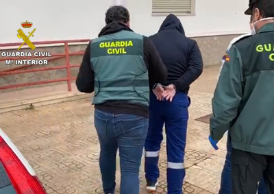Noticia de Almería 24h: Detienen a uno de los ladrones que amordazan y atan a sus víctimas para robarles