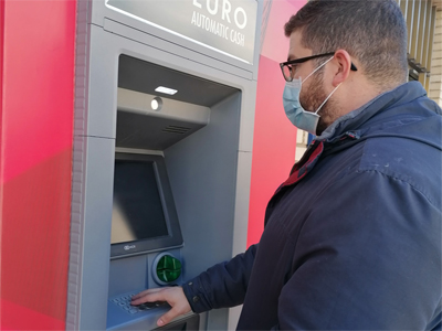 Noticia de Almería 24h: Correos instala un cajero automático en su oficina rural de Canjáyar