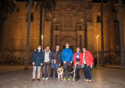 Un grupo de invidentes inicia el Camino de Santiago desde Almera con la Asociacin Jacobea