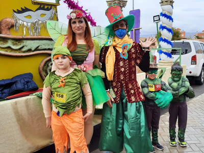 Hurcal de Almera sale a la calle para disfrutar del Carnaval durante todo el fin de semana