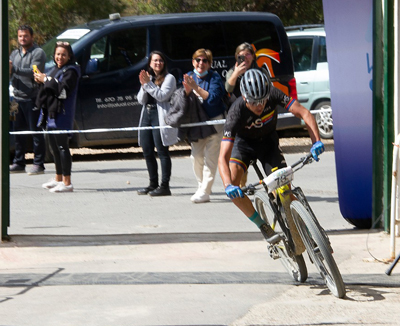 200 ciclistas se dan cita en el VII Gran Premio BTT Hurcal de Almera