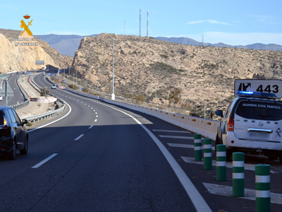 Noticia de Almería 24h: Investigado por detener su vehículo en el centro del carril derecho de la autovía provocando un accidente mortal
