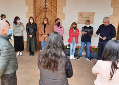 Noticia de Almera 24h: El Ayuntamiento de Hurcal de Almera se suma a la lectura de manifiesto contra la guerra de los centros educativos pblicos de la localidad