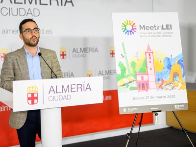 Noticia de Almería 24h: El Ayuntamiento organiza un foro turístico para impulsar la recuperación del sector