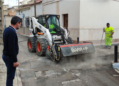 Noticia de Almera 24h: El Ayuntamiento de Hurcal-Overa inicia un plan especial de asfaltado tras las ltimas lluvias