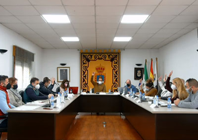 Noticia de Almería 24h: El PP acusa al alcalde de negarse a limpiar las inmediaciones del edificio de usos múltiples de la Venta del Viso