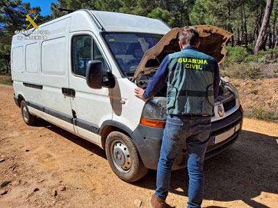 Noticia de Almería 24h: La Guardia Civil detiene a dos personas por robo con fuerza y estafa bancaria en la comarca del Andarax