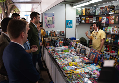 Noticia de Almera 24h: El alcalde anima a visitar la Feria del Libro que califica “de xito colectivo y compartido entre organizadores, libreros y autores”