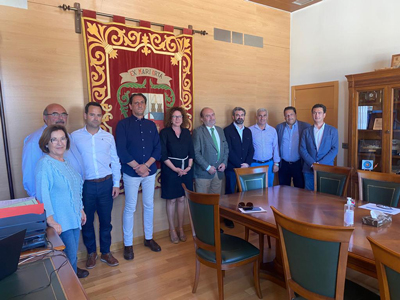 Noticia de Almería 24h: Garrucha firma con Aqualia el contrato de adjudicación del servicio de aguas tras cinco años de bloqueo por recursos administrativos