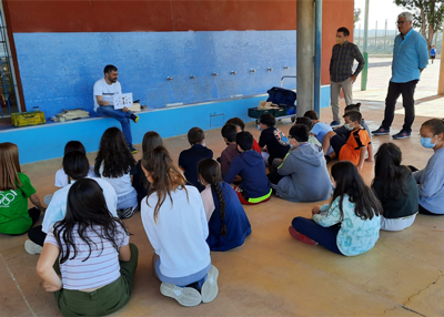 Noticia de Almería 24h: Los escolares de Huércal de Almería aprenden a construir cajas nido para aves 