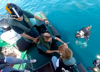Noticia de Almería 24h: Equinac realiza la suelta de dos tortugas bobas (Carettacaretta) en colaboración con la Guardia Civil